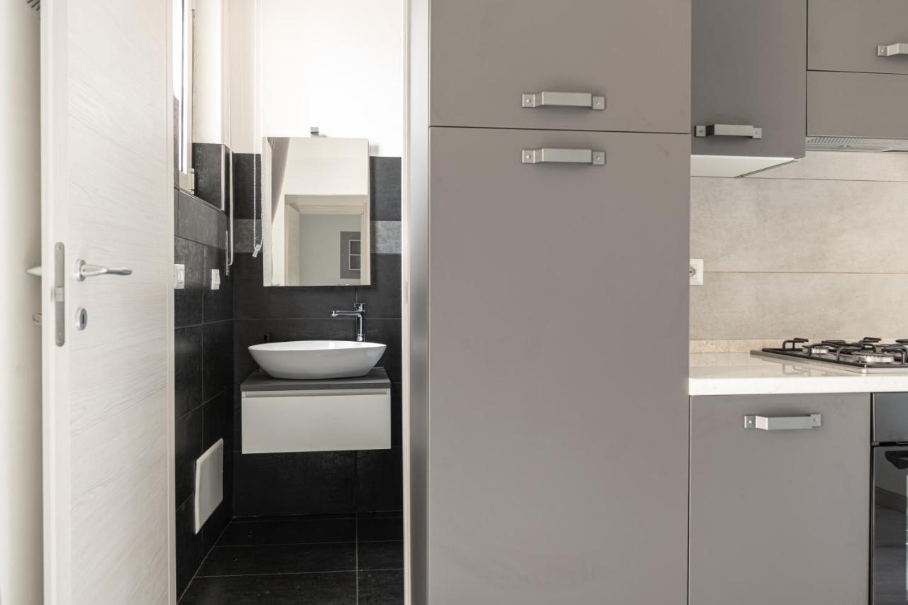 Almi - Guest Apartment Porto Torres Exterior photo
