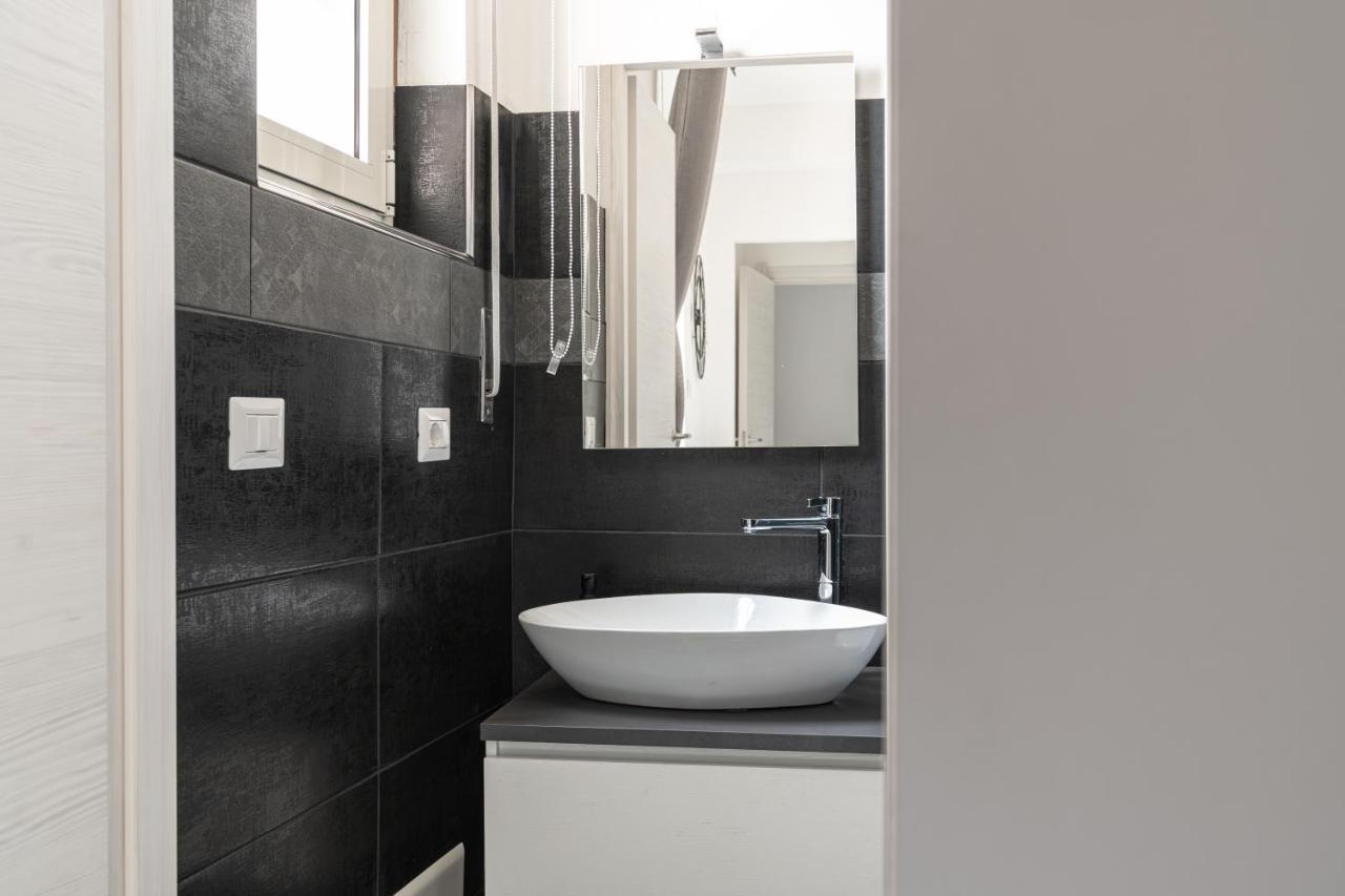 Almi - Guest Apartment Porto Torres Exterior photo